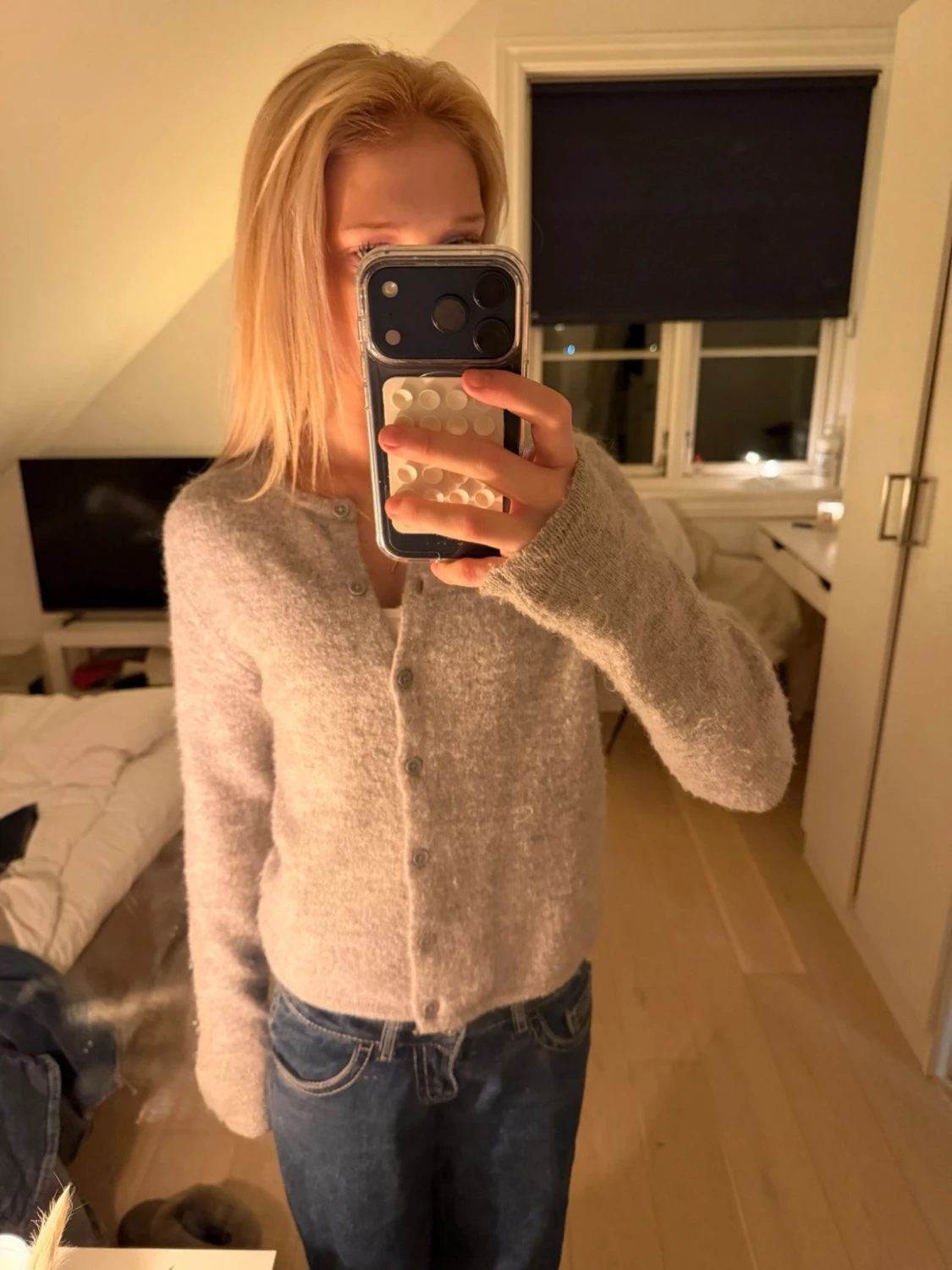 Ljusgrå kofta från Gina Tricot XS