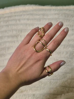 Ringar set - 4 st justerbara ringar