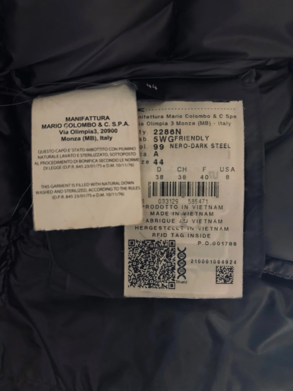 Svart dunjacka från Colmar - 3