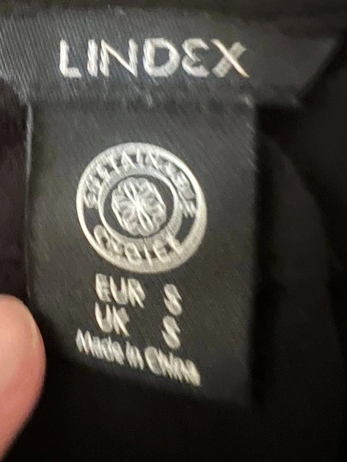 Svart kortärmad blus med knappar - 2