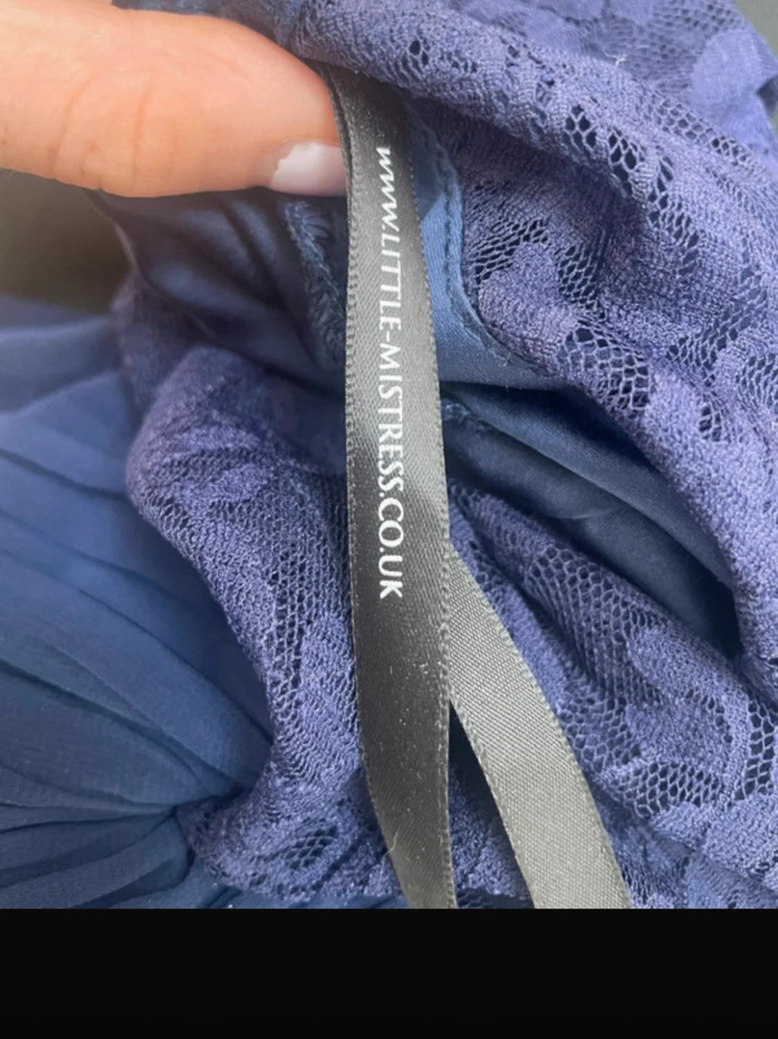 Marinblå långklänning med spets - 3