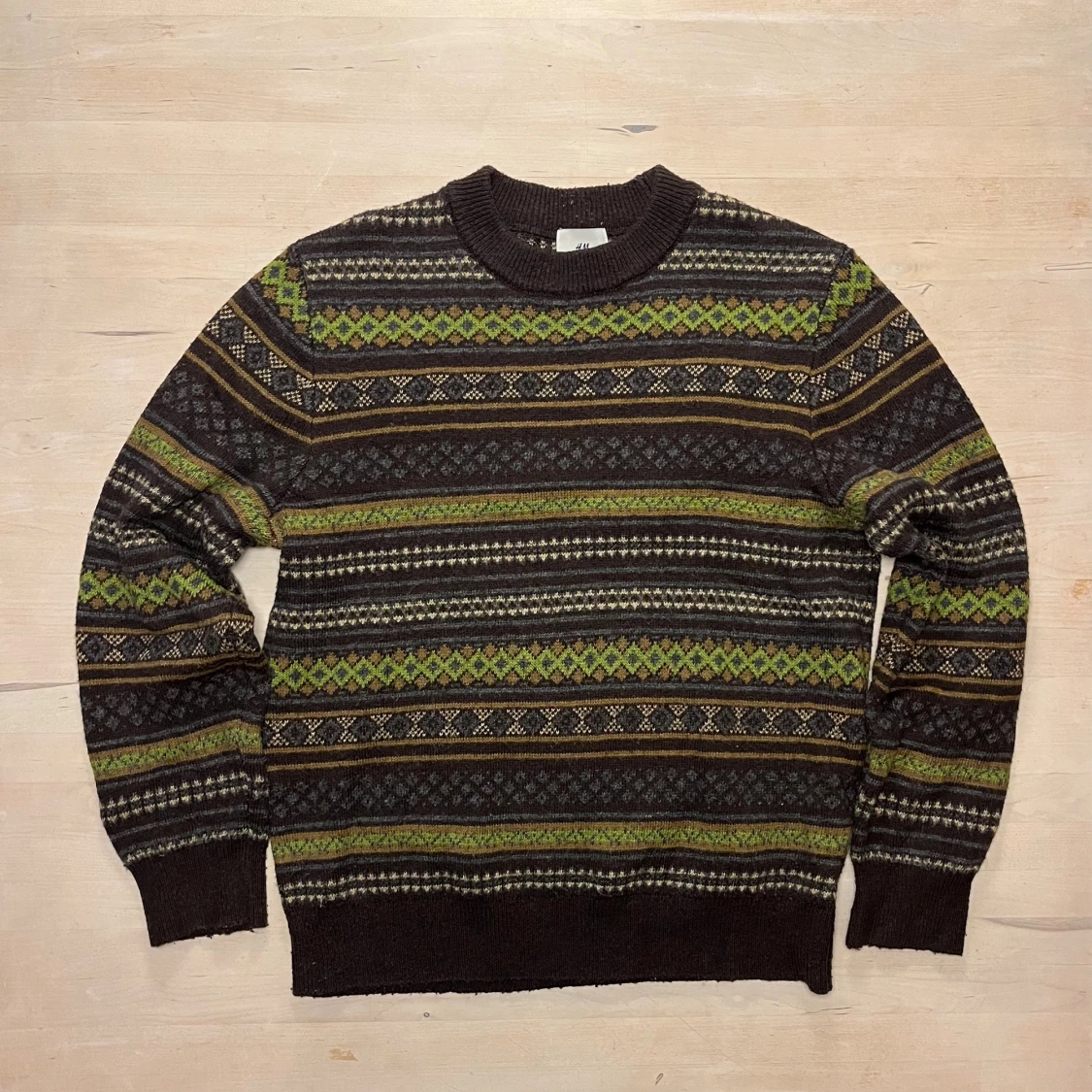 Mönstrad brun stickad tröja H&M