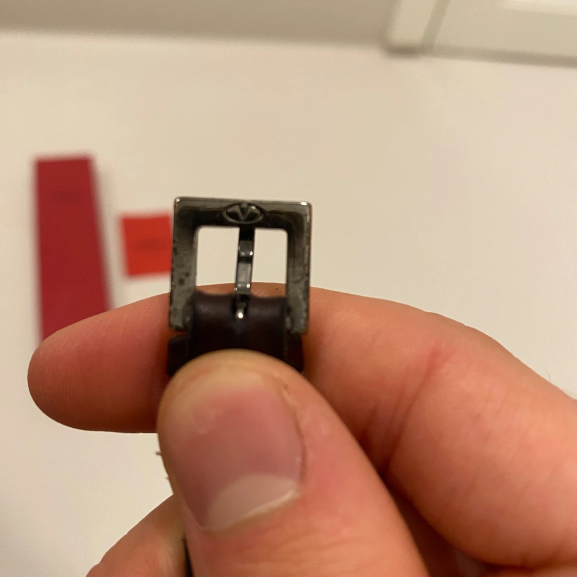 Vinrött Valentino armband - 2