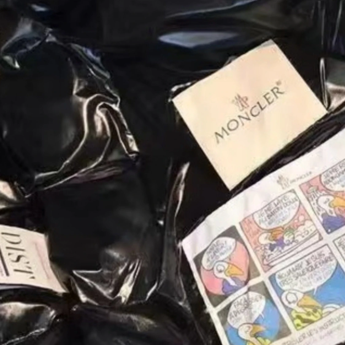 Svart Moncler pufferjacka med huva Stolek 2=M - 3