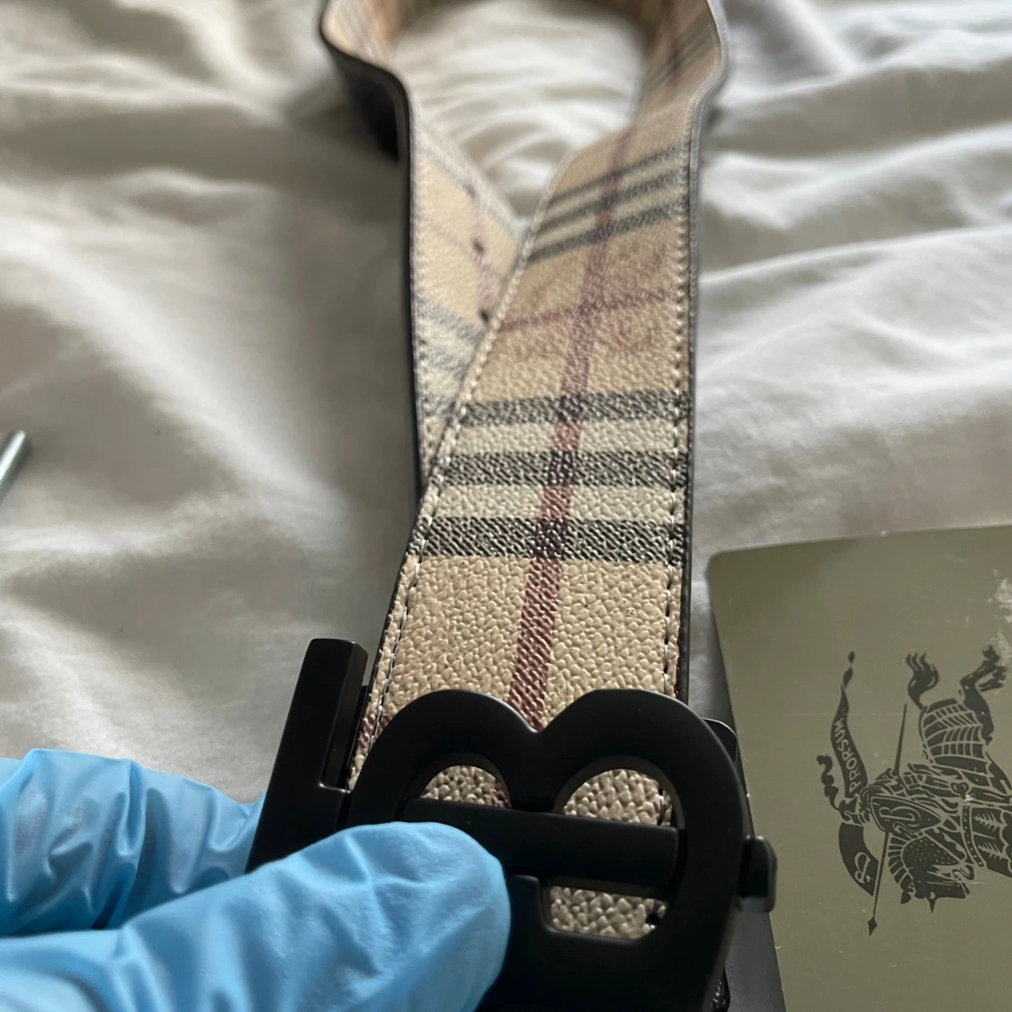 Burbery dubbelsidig bälte helt ny - 1