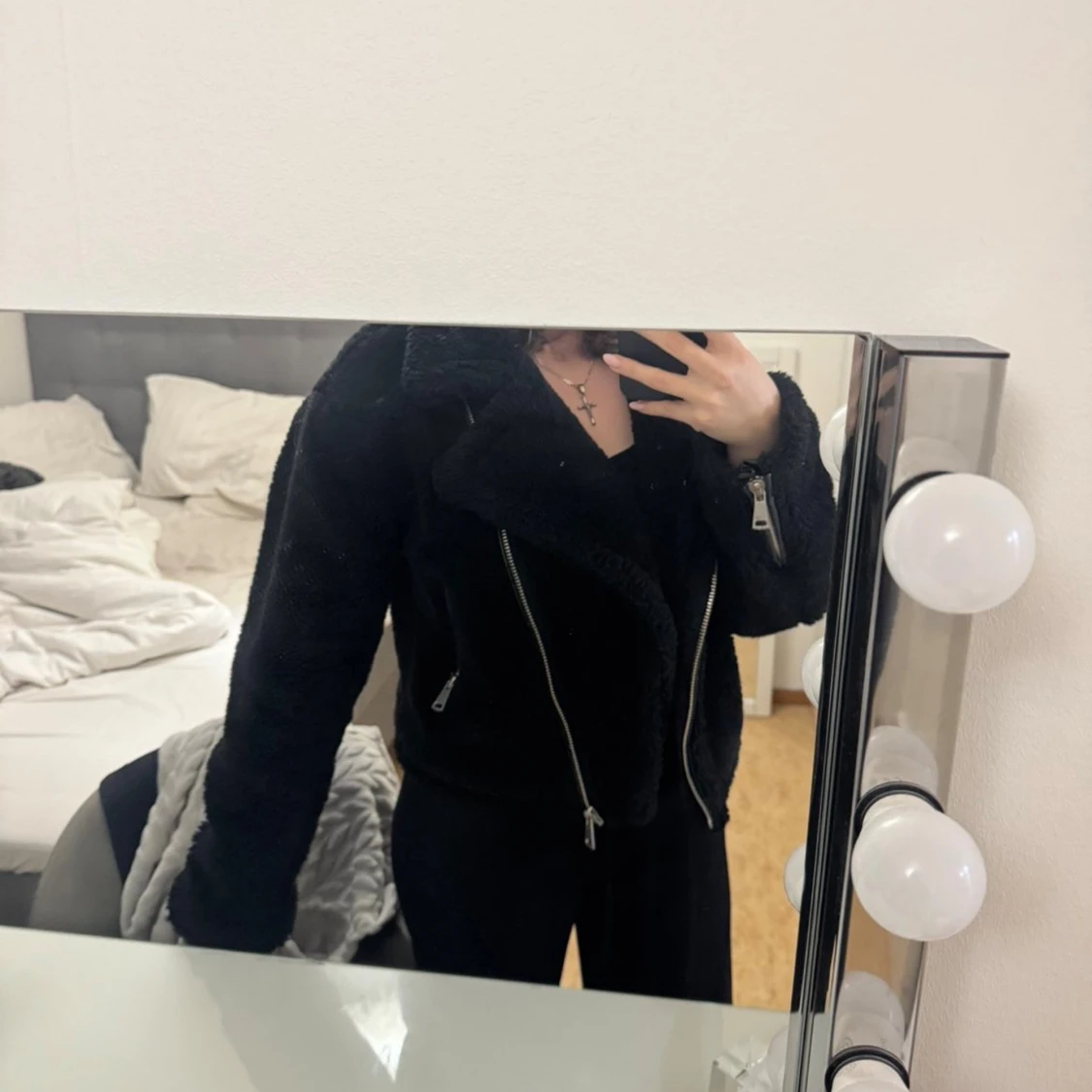 Svart teddyjacka - 2