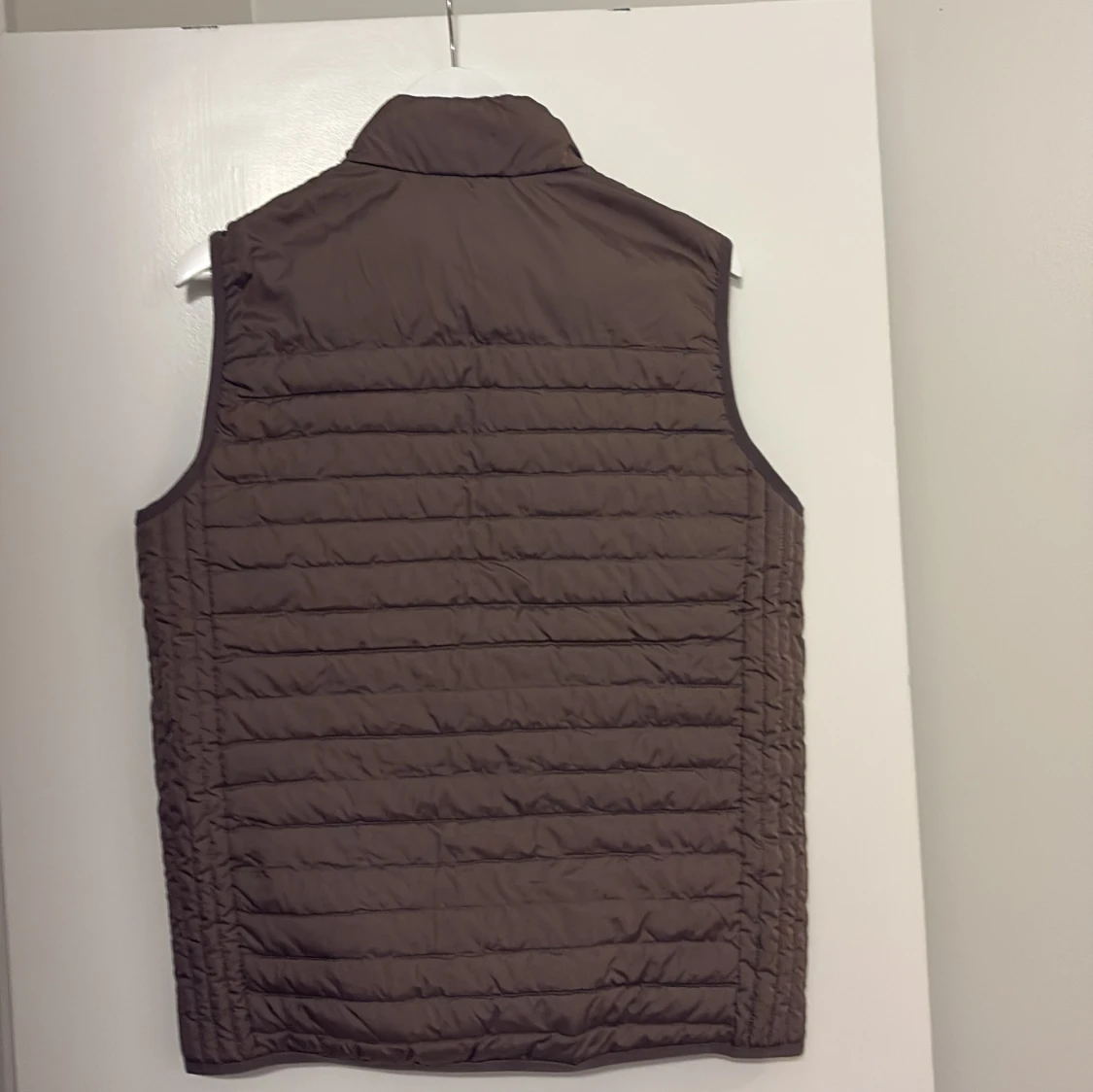 Brun dunväst från Jack & Jones M - 1