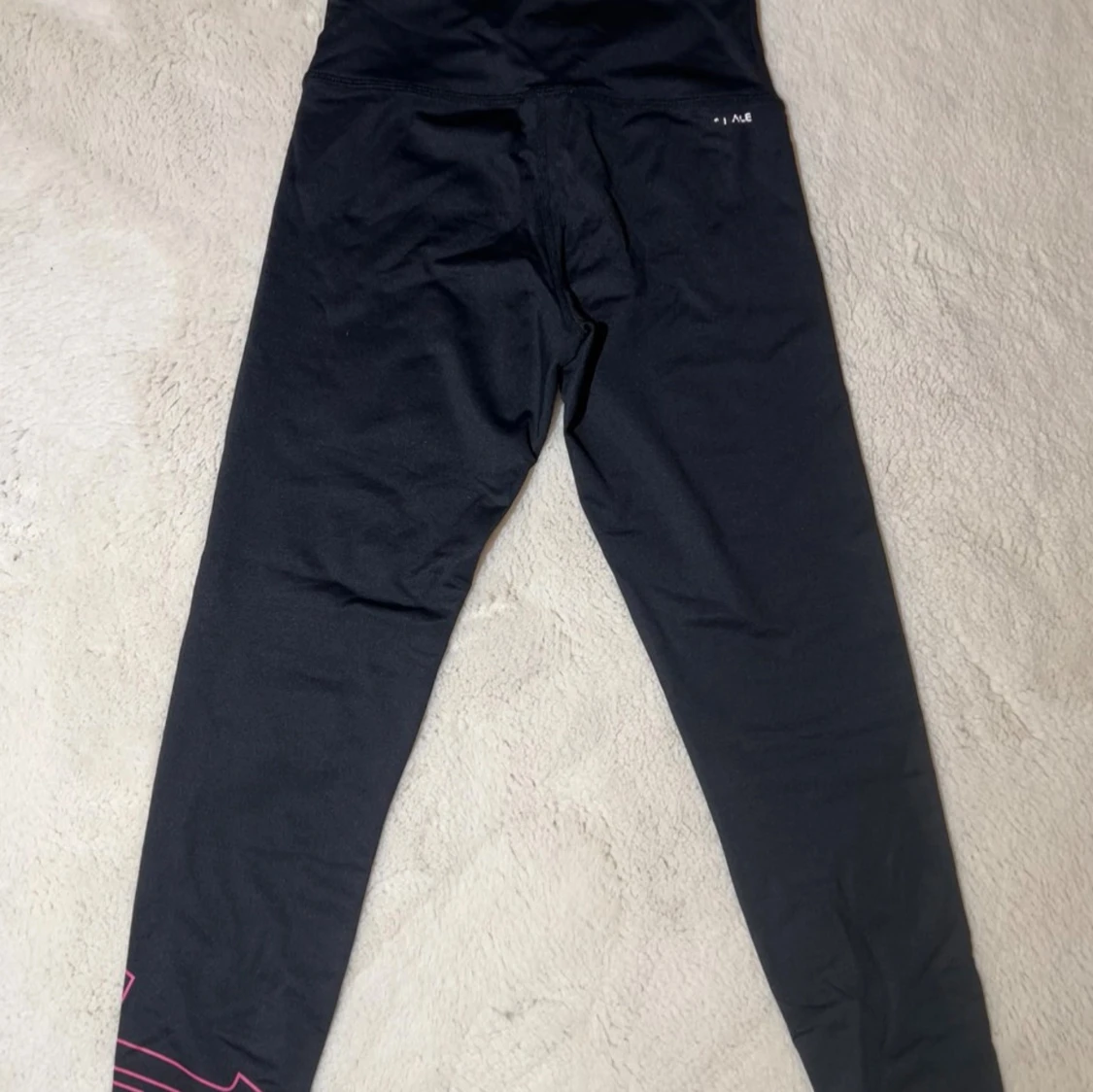 Svarta leggings från Röhnisch S - 4