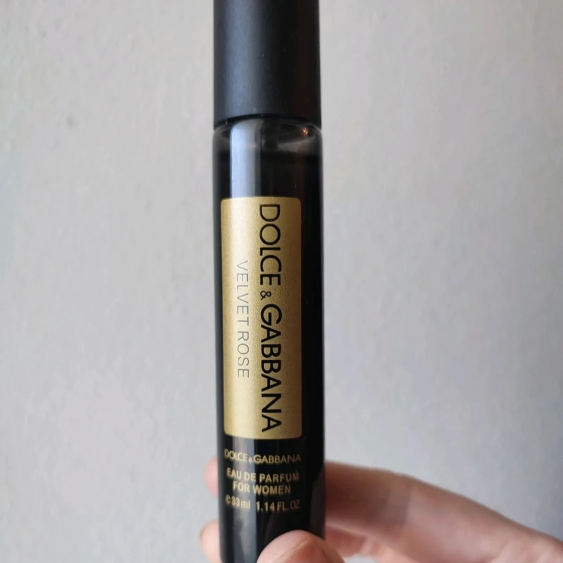 Dolce & Gabbana Velvet Rose Perfume - 1