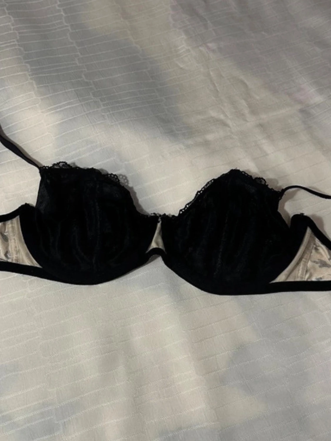 H&M Svart spets-bh med leopardkant 65A( 63-67cm) - 4