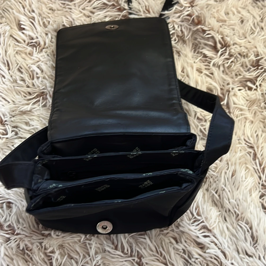 Svart axelväska från Zera Zera - 91