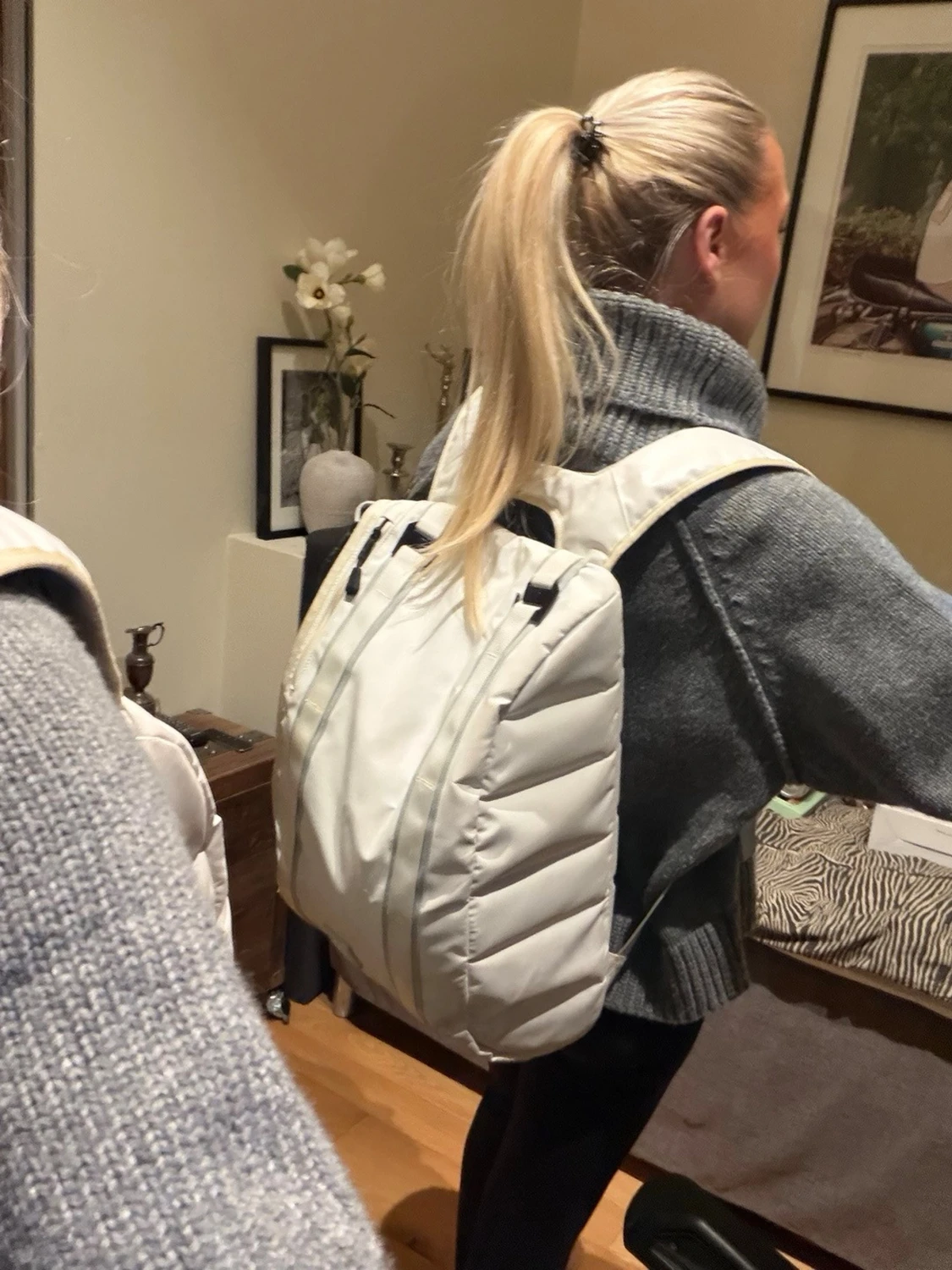 Vit ryggsäck Douchebag - 1