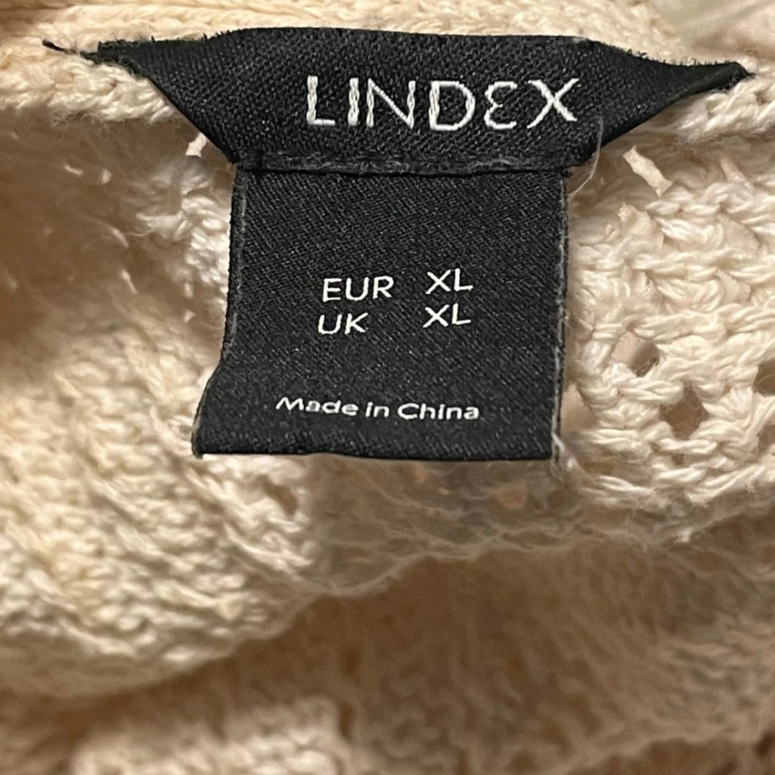 Beige stickad kofta från Lindex - 3