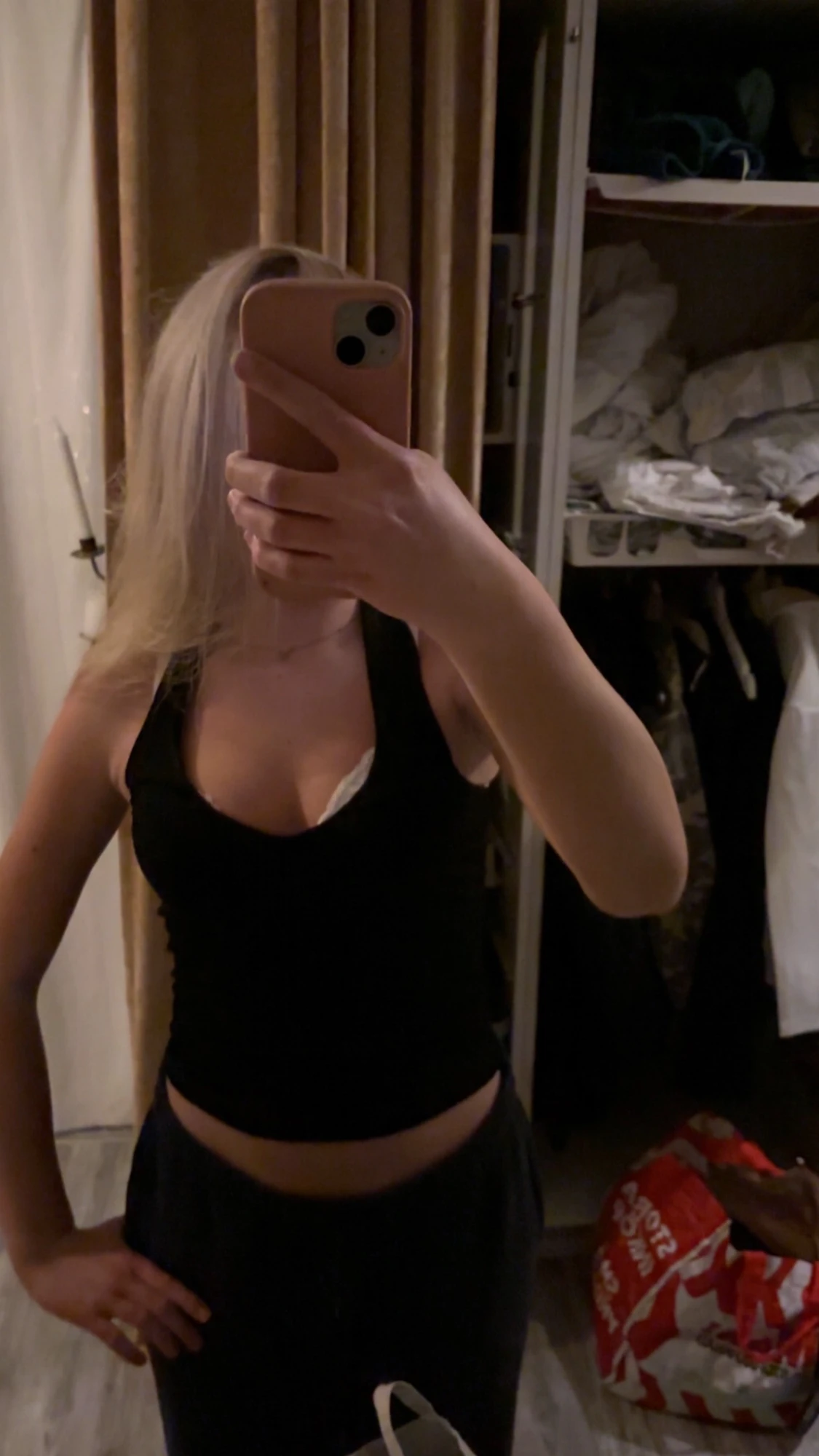 Svart linnetopp från BikBok