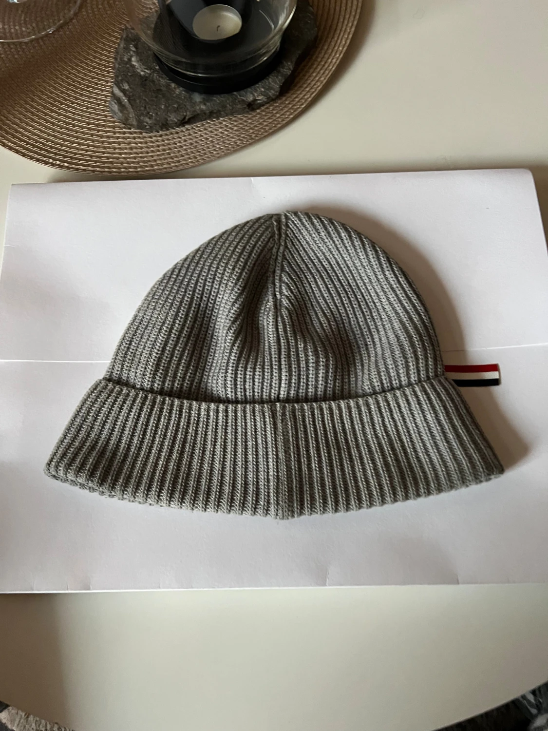 Grå moncler mössa - 2