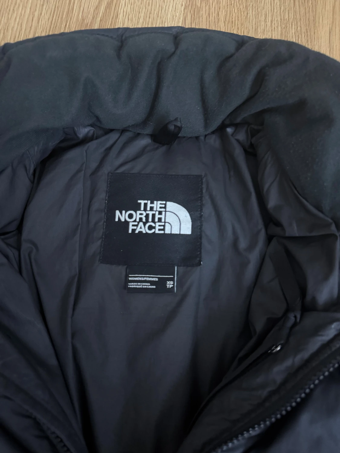 Svart pufferjacka från The North Face - 2