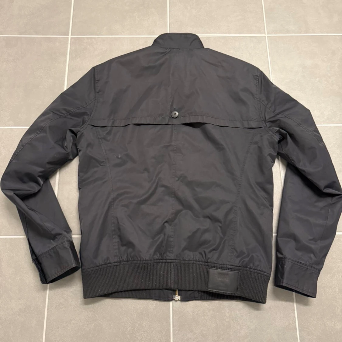 Svart fieldjacka från J.Lindberg  - 3