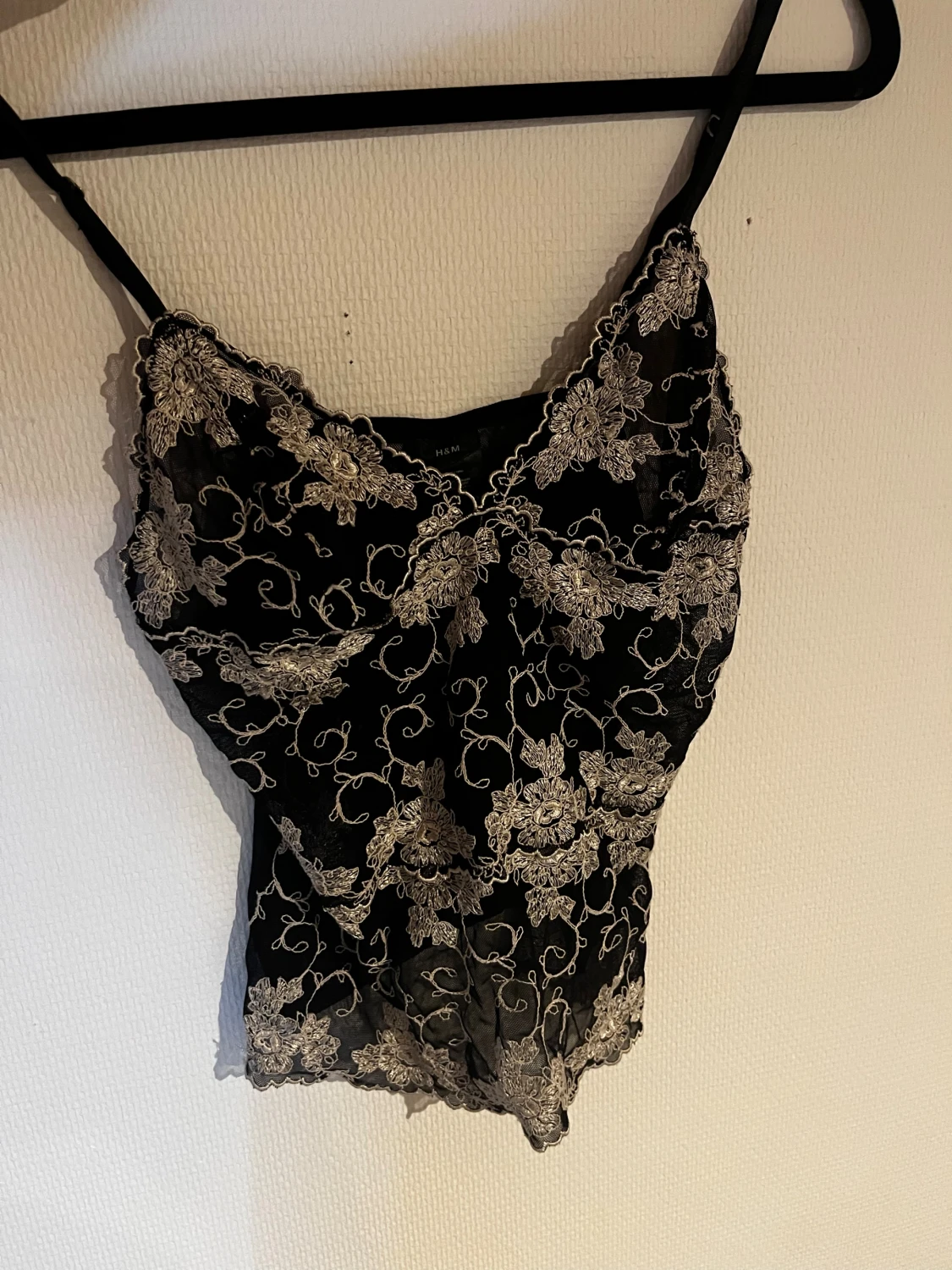 Svart spetslinnetopp från H&M
