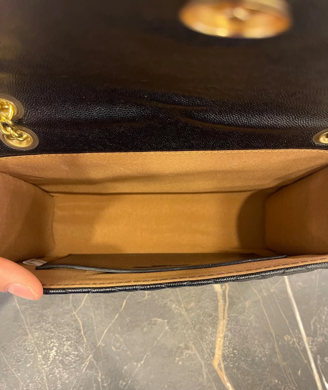 Svart quiltad axelväska från YSL - 3