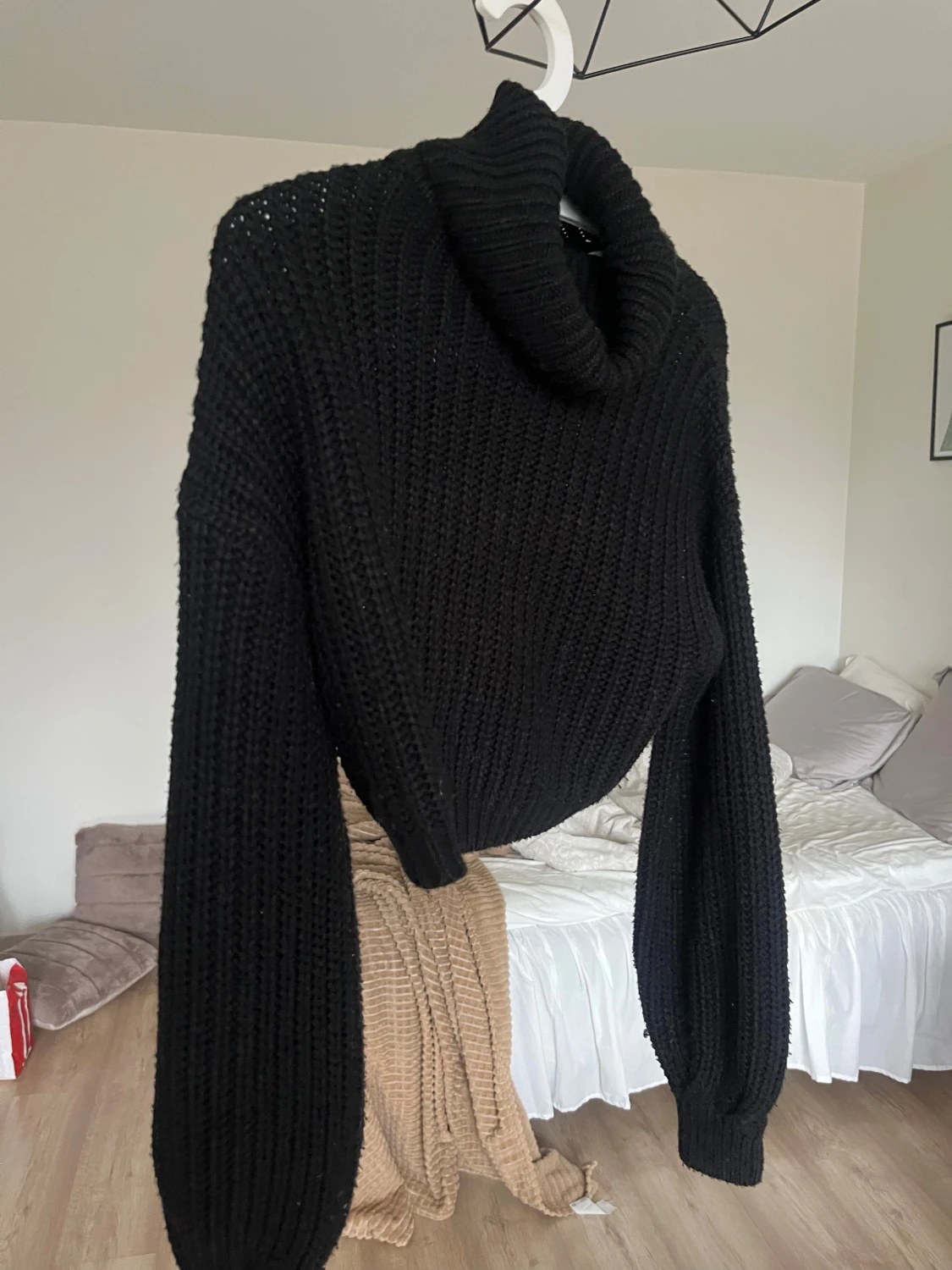 Kort stickad polotröja - 3