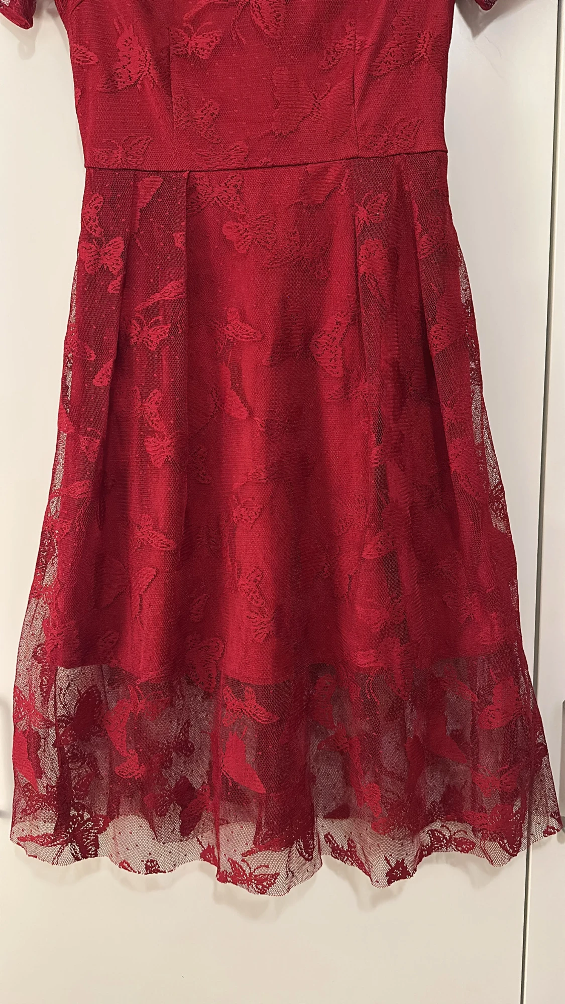 Röd spetsklänning från SHEIN - 2