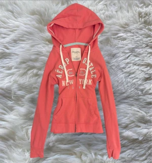 2000s Aeropostale zip up hoodie  - helt underbar vintage luvtröja i en vacker korallrosa färg 🧡nyskick
