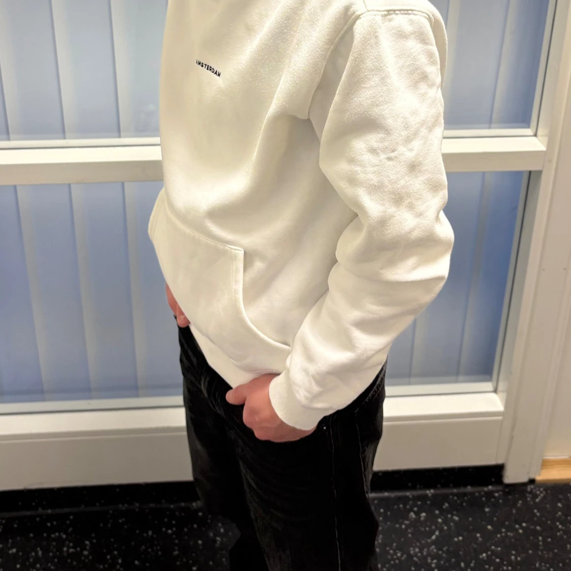 Vit hoddie från Desire Amsterdam - 3