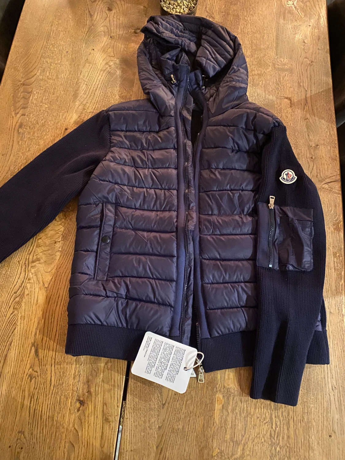 Mörkblå Moncler pufferjacka med huva - 1