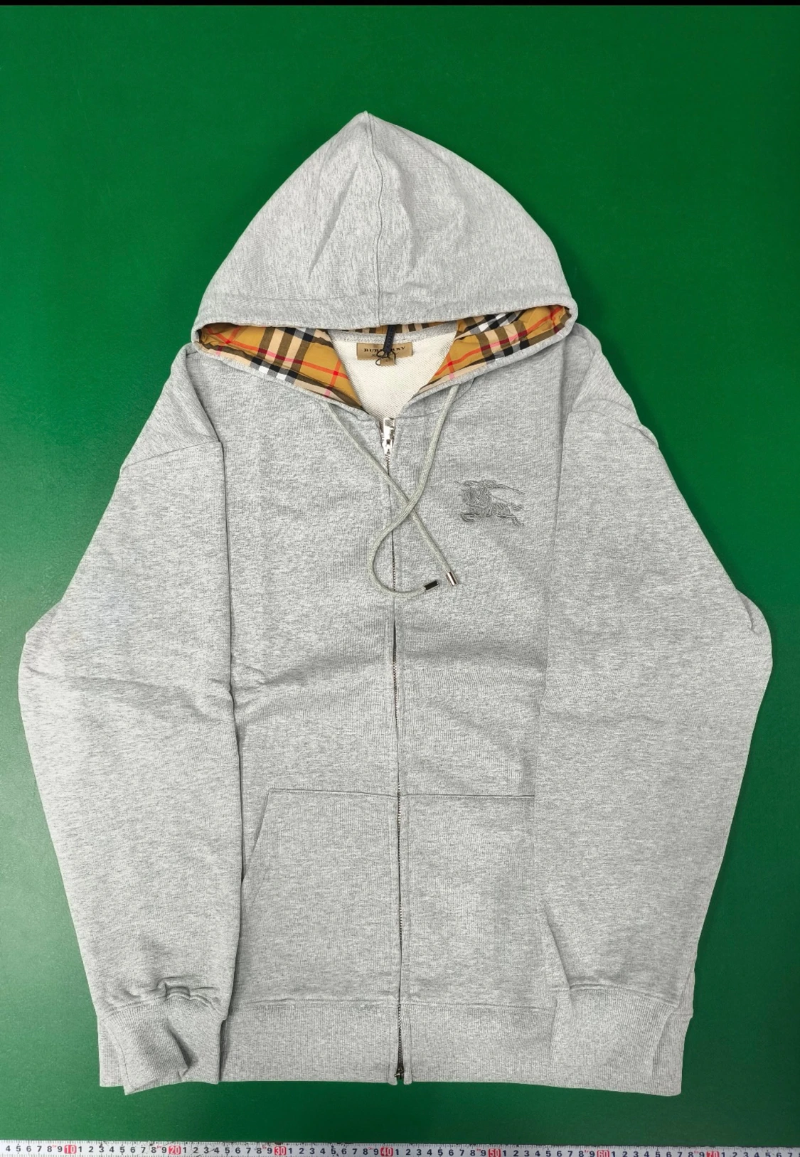 Grå zip-hoodie från Burberry - 2