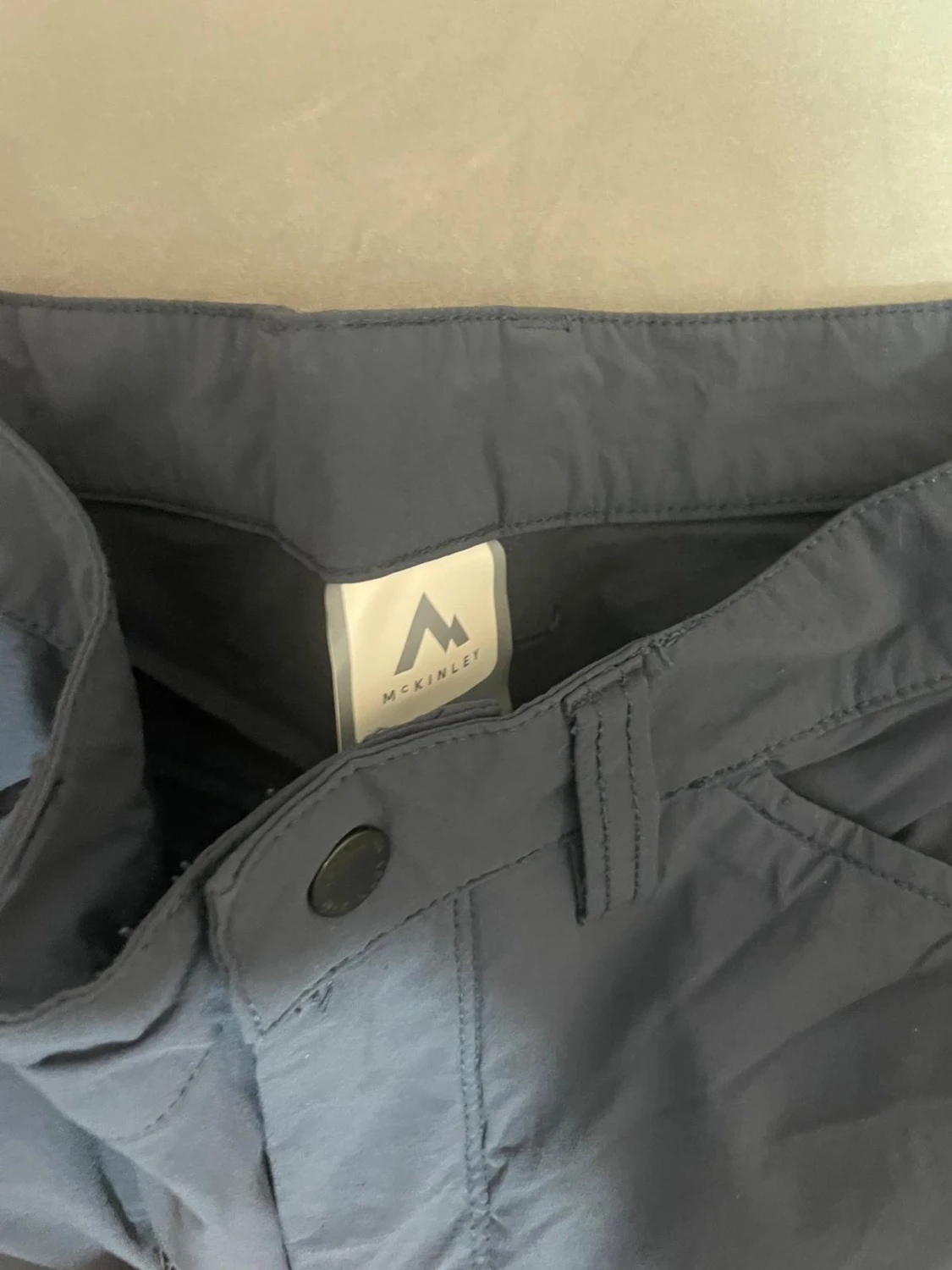 Mörkblå cargopants från McKinley - 2