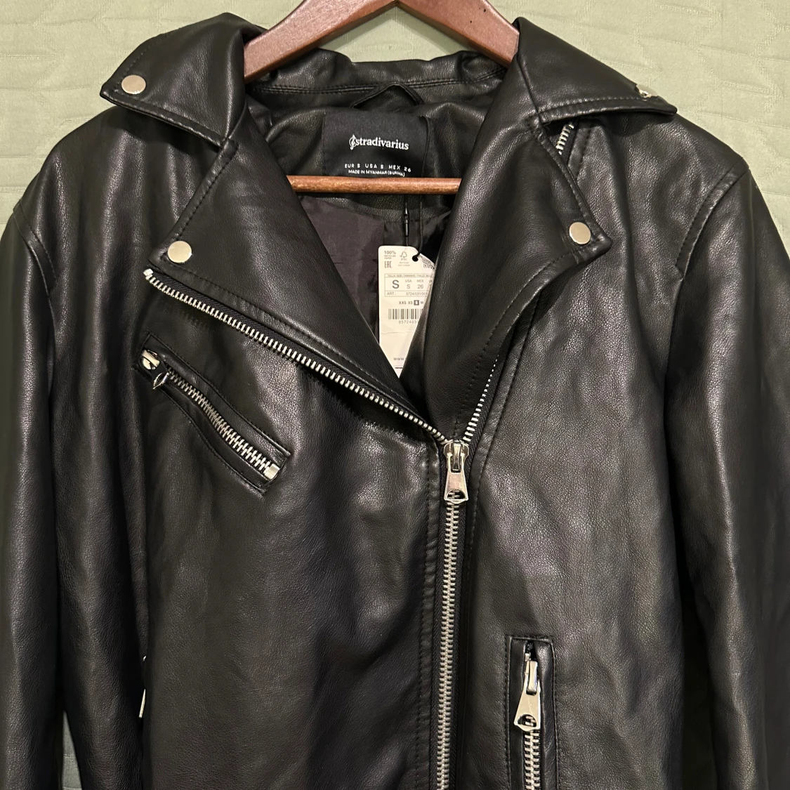 Oversize bikerjacka i skinneffekt - 3