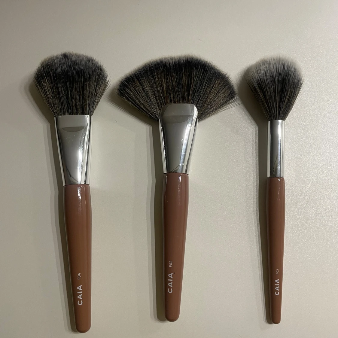 CAIA sminkborstar
