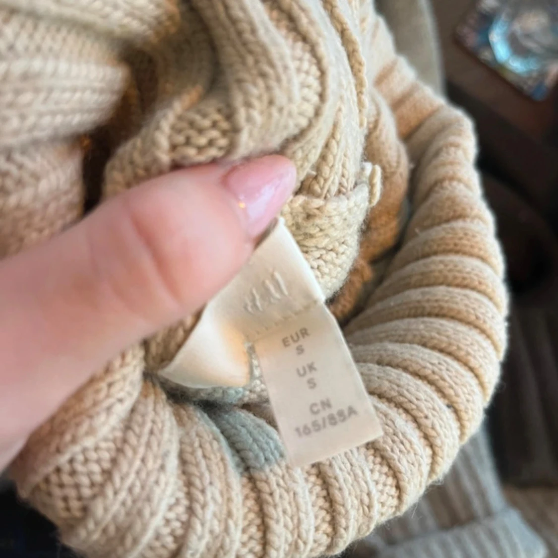 Beige polotröja från H&M - 1