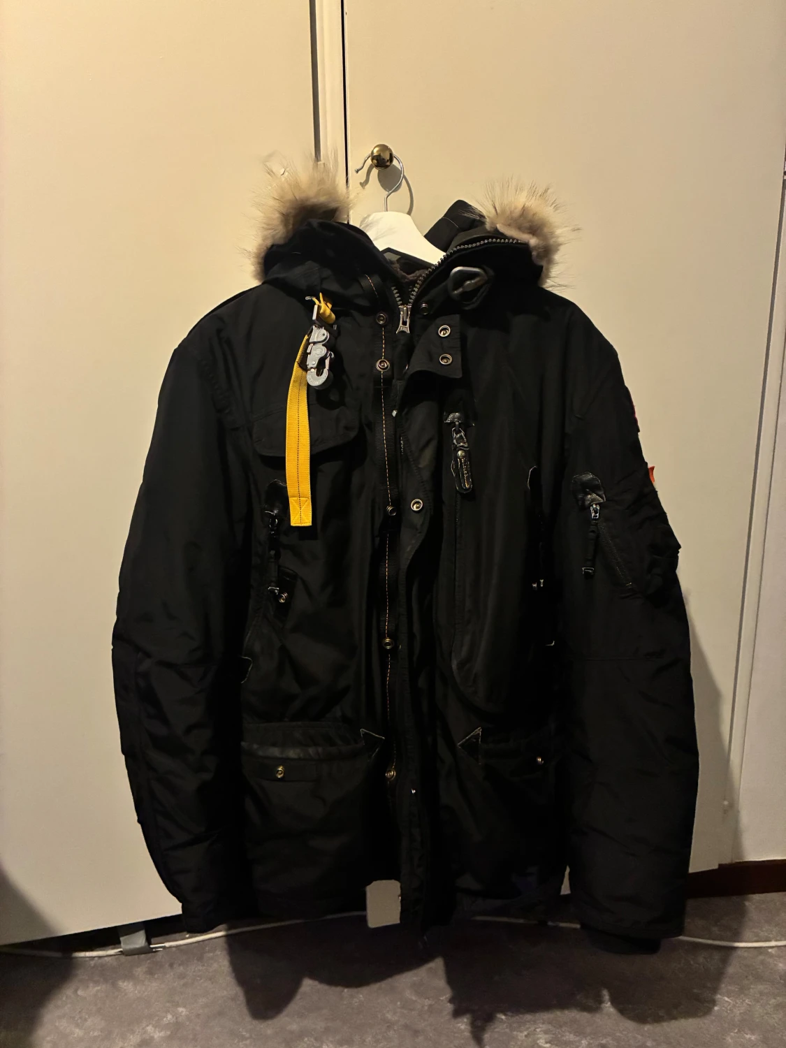 Svart Parajumpers parkajacka L