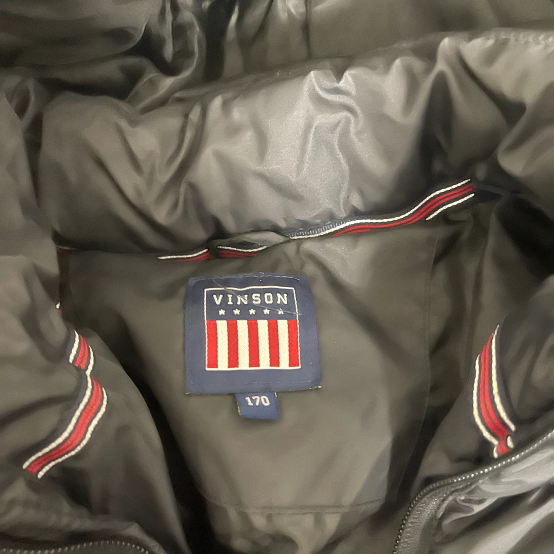 Svart pufferjacka från Vinson - 3