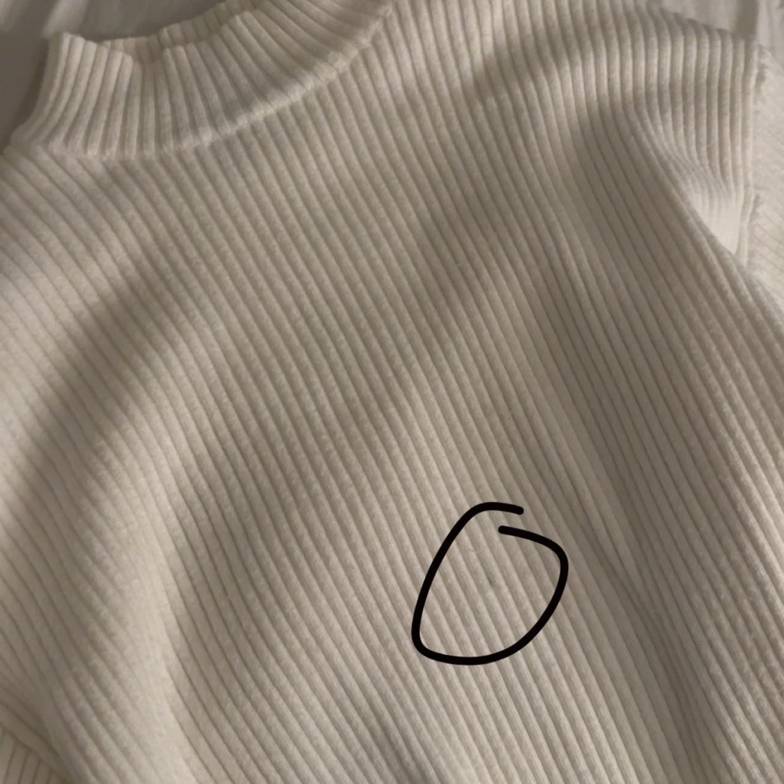 Vit croppad polotröja - 1