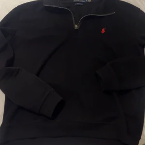 Svart half zip tröja från Polo Ralph Lauren - Halfzip storlek M