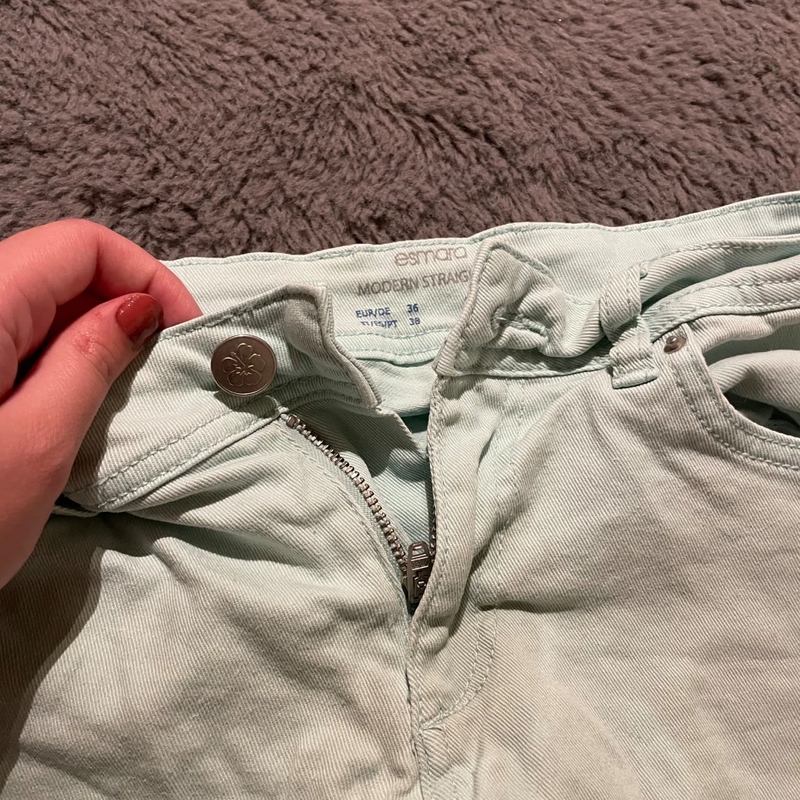 Ljusblåa jeansshorts från Esmara - 3