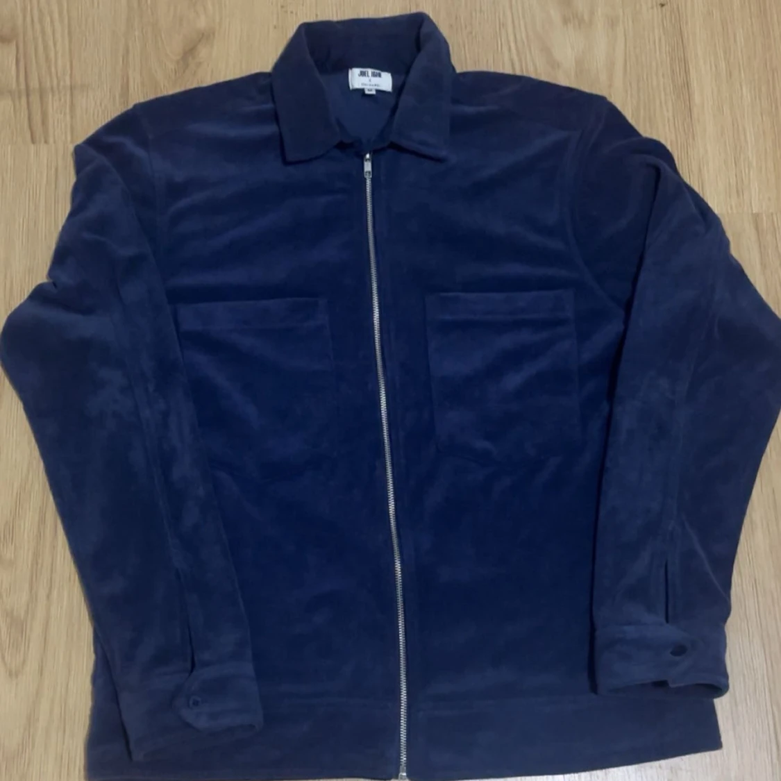 Mörkblå overshirt från Joel Ighe x Stayhard