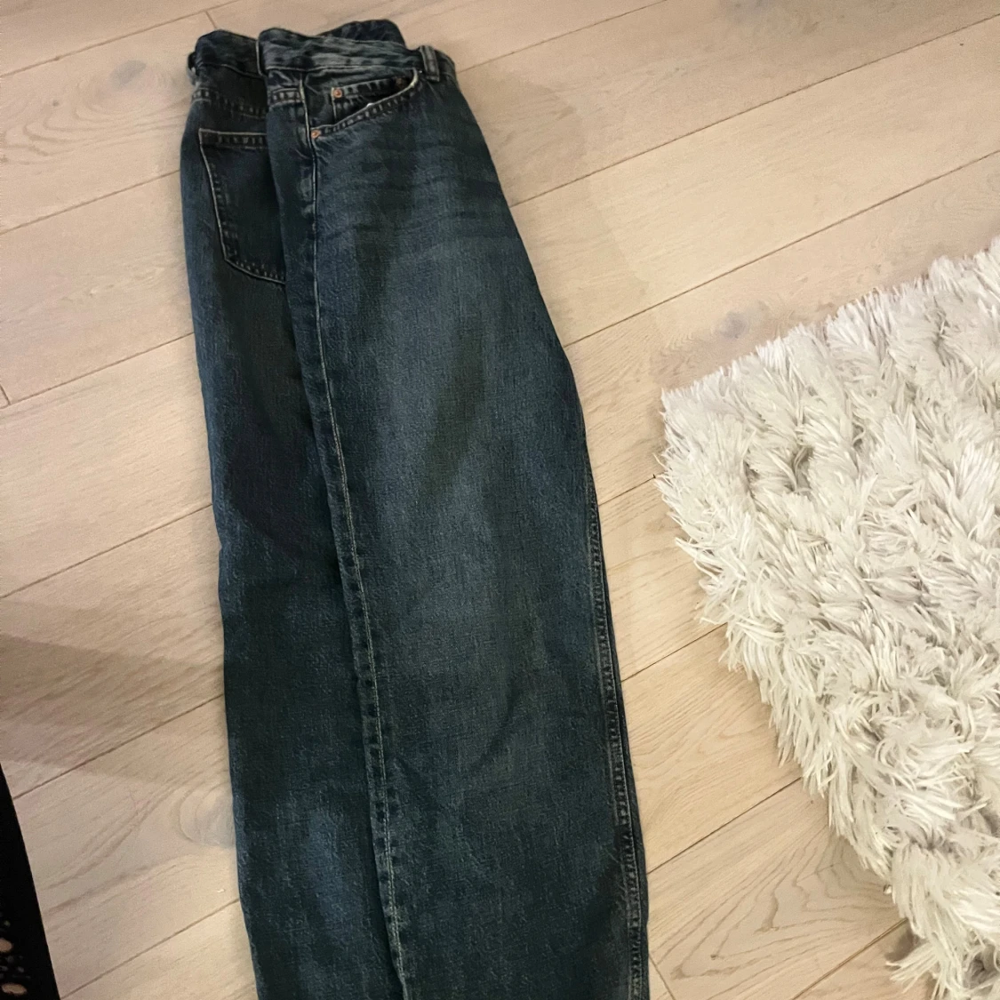 blå raka jeans mid waist - 2
