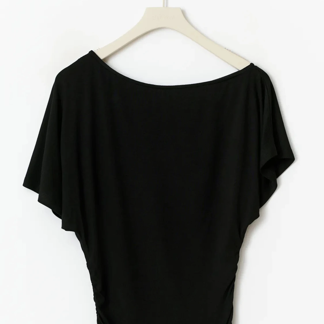 Svart offshoulder topp Soft Touch - 1