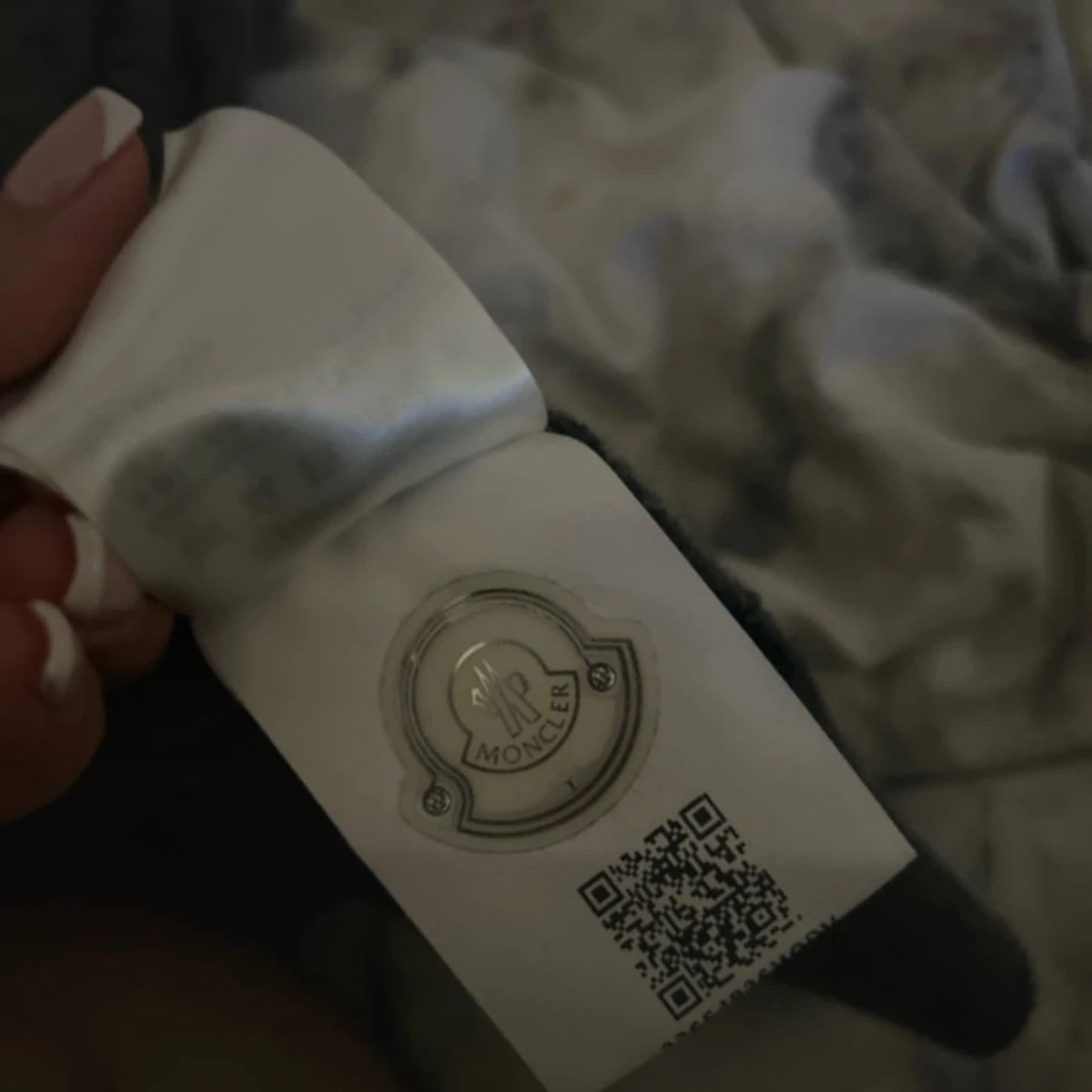 Grå stickad Moncler tröja - 2