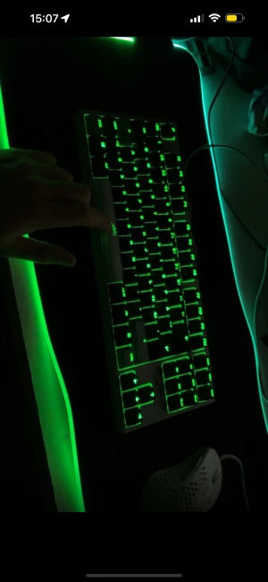 Xtrfy tangentbord red switches  - Snyggt mekaniskt tangentbord från Xtrfy med belysning. 