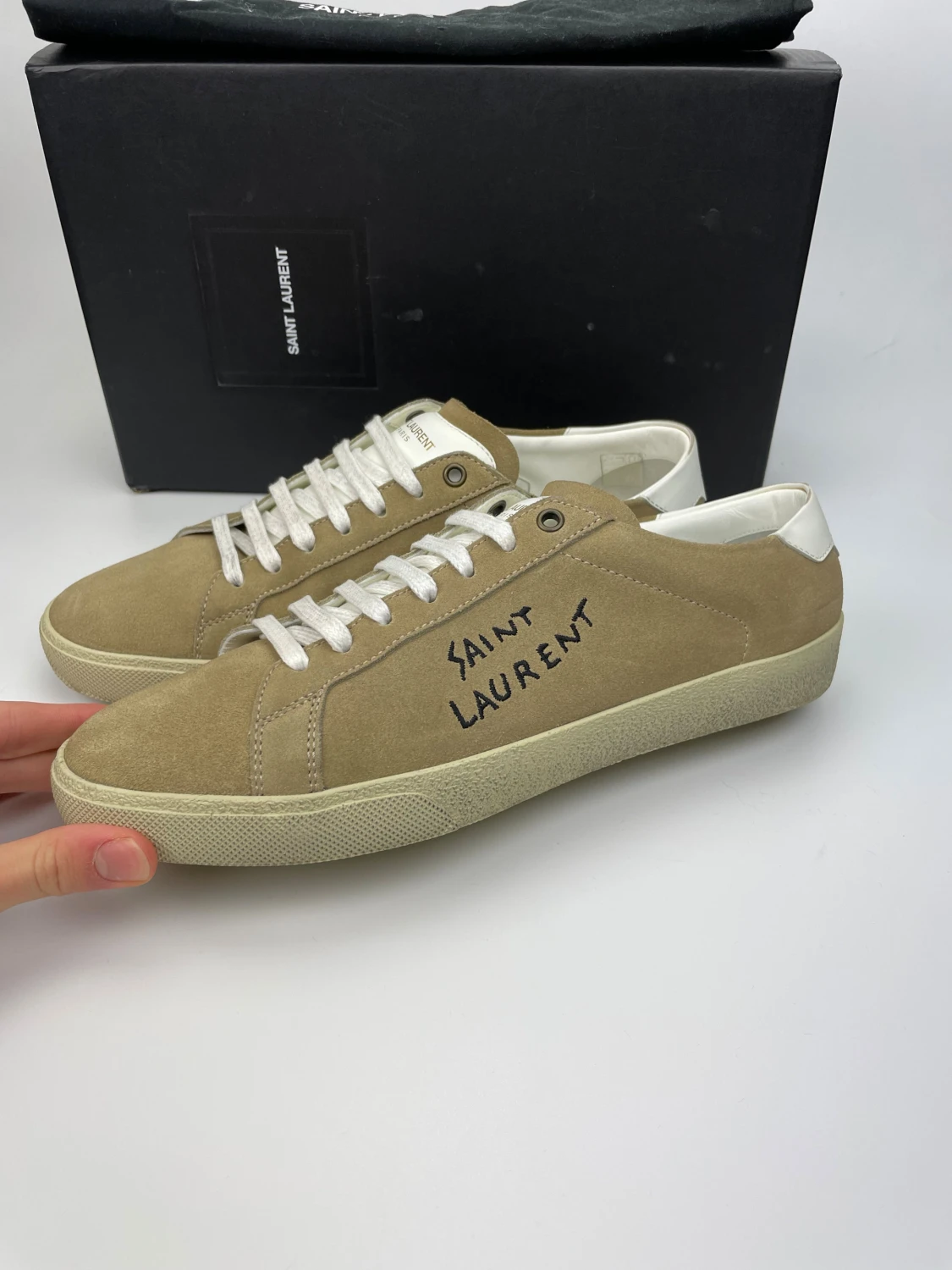 Saint Laurent(nya) - 2