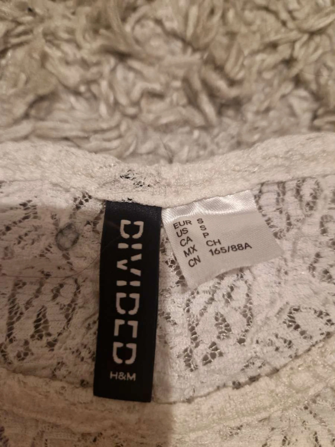 Vit spetsklänning från H&M Divided - 2