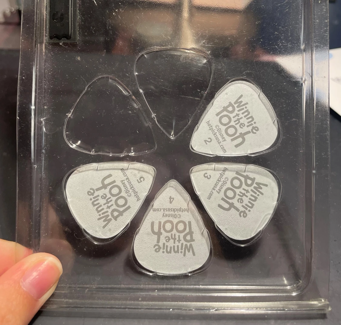 4st Nalle Puh och vänner lenticular printed plektrum - 2