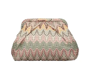 Becksöndergaard väska - Jättefin clutch från Bäcksöndergaard i nyskick. Nypris 679kr från Boozt. Använd en gång. Pris går att diskutera. 