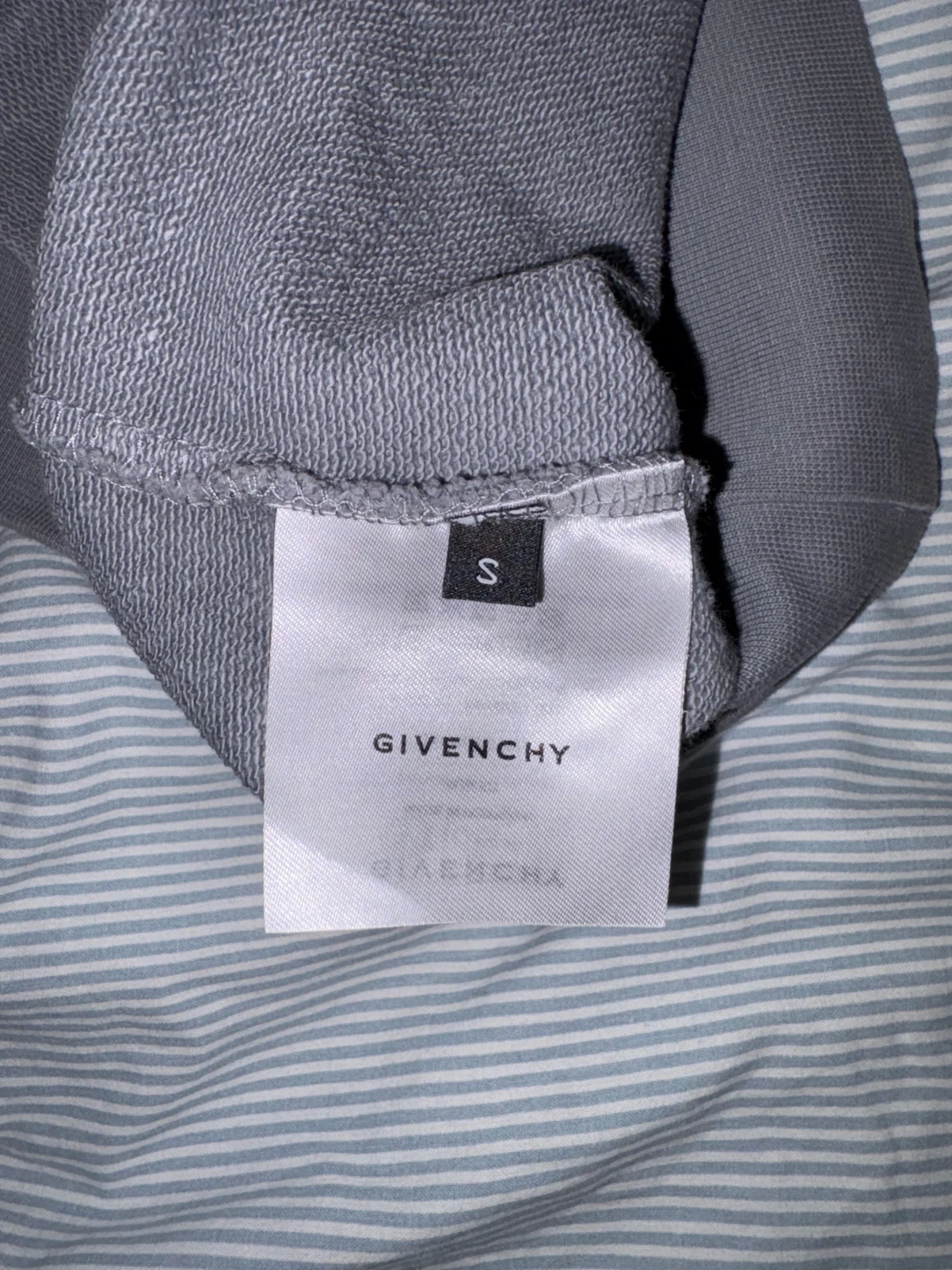 Givenchy - 3