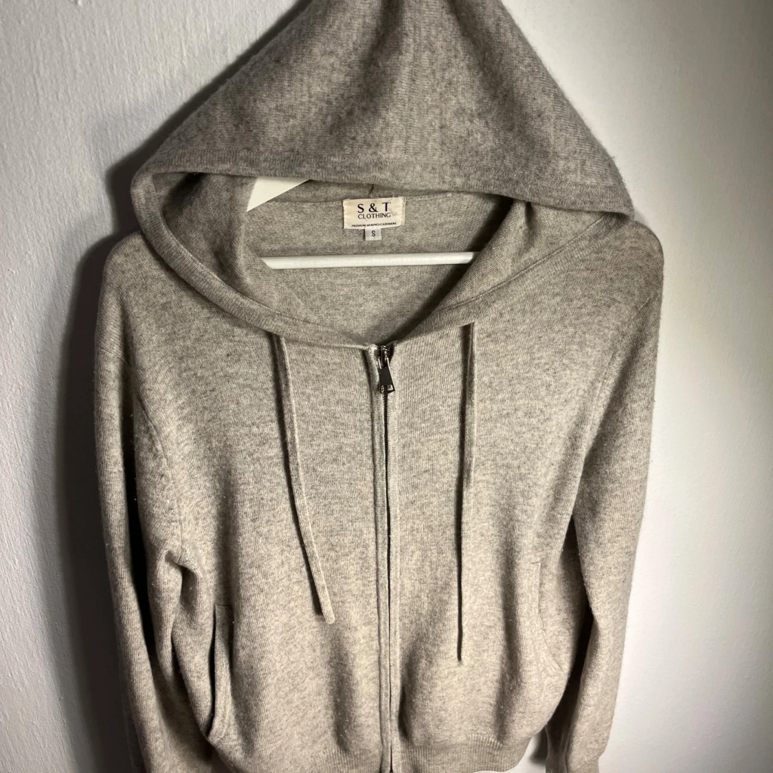 Ljusgrå Kashmir ziphoodie - 1