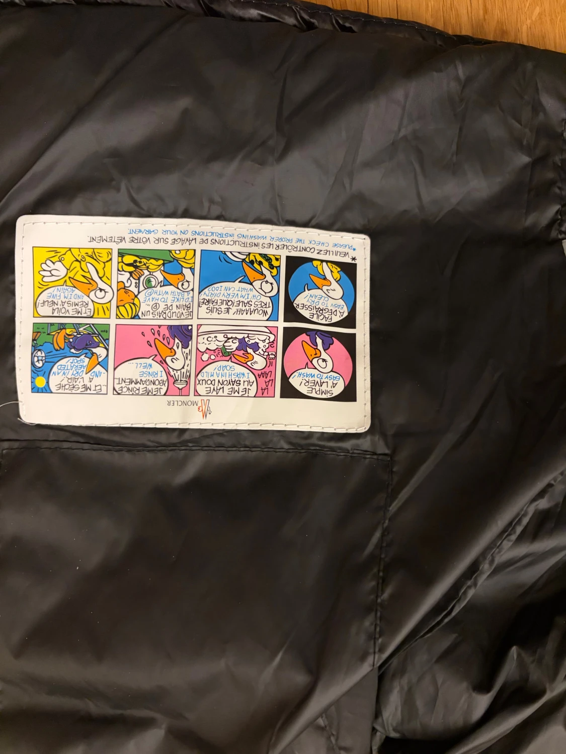 Svart dunväst från Moncler - 3